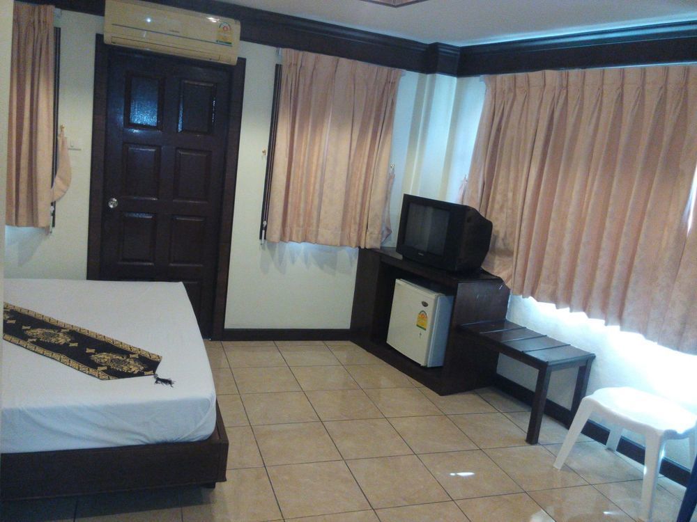 Hotel Sea Princess Patong Buitenkant foto