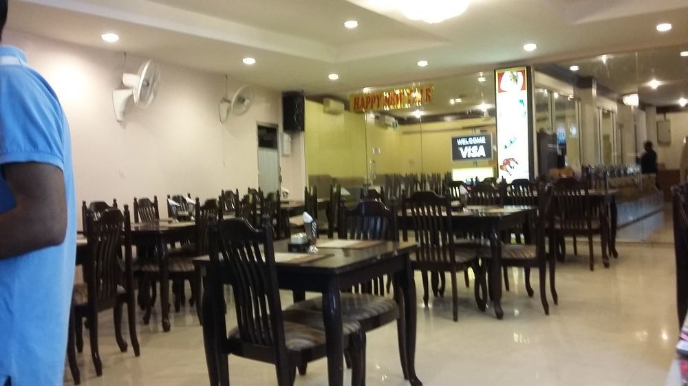 Hotel Sea Princess Patong Buitenkant foto