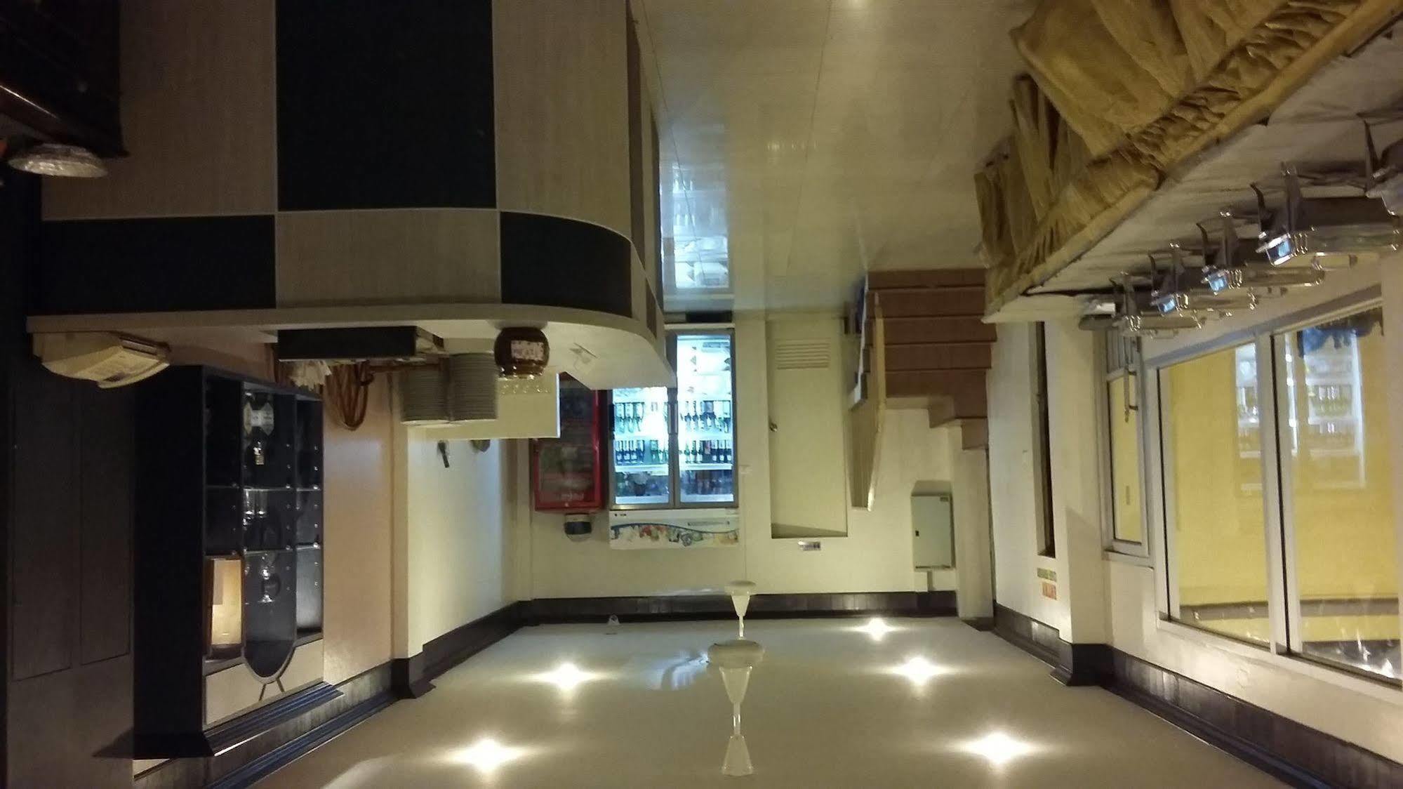 Hotel Sea Princess Patong Buitenkant foto